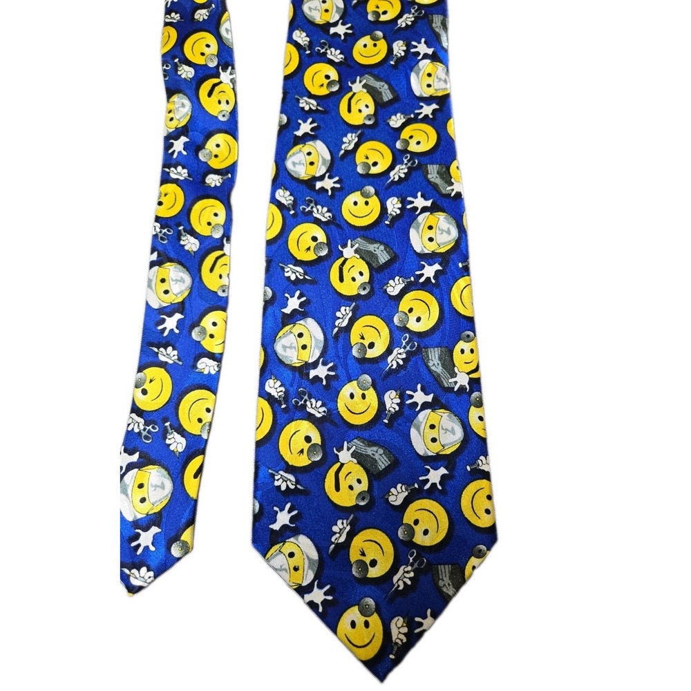 Roberto Cellini Medical Novelty Tie Blue Happy Smile Face Doctor Surgeon Emoji